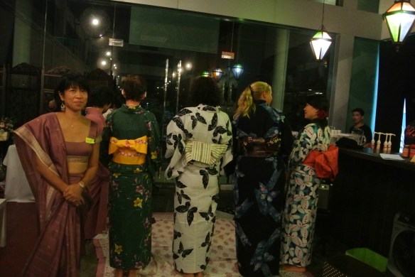 Erina was proud of the four volunteers who tied the yukata