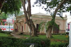 OLYMPUS DIGITAL CAMERA