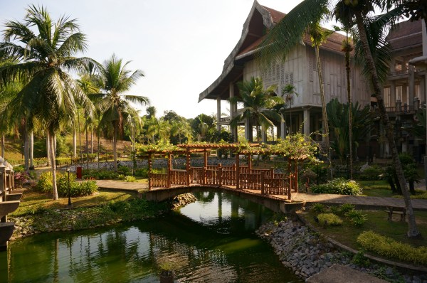 26015979223_d3947da737_k